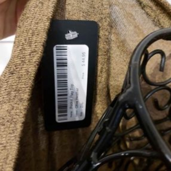 Brand New Soft Beautiful Top 2XL - Picture 3 of 3